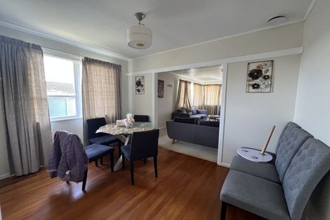 Photo of property in 10 Lomita Road, Johnsonville, Wellington, 6037