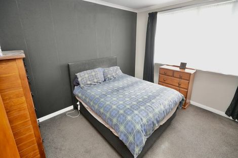 Photo of property in 8 Bristol Crescent, Roslyn, Palmerston North, 4414