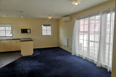Photo of property in 5a Wilson Street, Newtown, Wellington, 6021