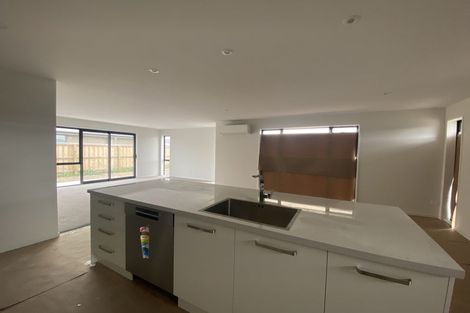 Photo of property in 8 Te Kanawa Lane, Rolleston, 7615