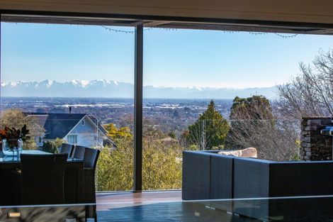 Photo of property in 19 Gwynfa Avenue, Cashmere, Christchurch, 8022