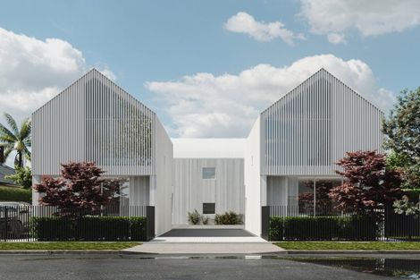 Photo of property in 11 Paramu Avenue, Birkdale, Auckland, 0626