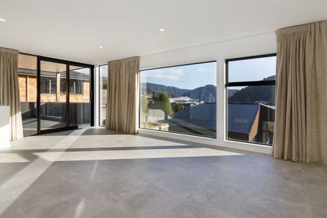 Photo of property in 12a Russell Street, Picton, 7220