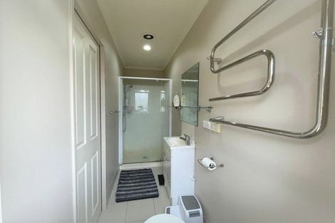 Photo of property in 10a Waione Avenue, Te Atatu Peninsula, Auckland, 0610