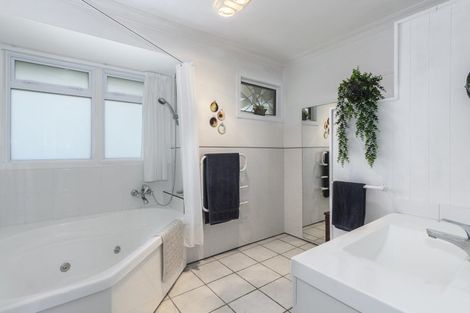 Photo of property in 108 Fourth Avenue, Tauranga, 3110