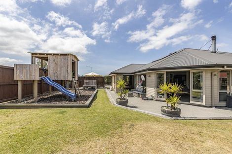 Photo of property in 40 Wellington Street, Ashley, Rangiora, 7477