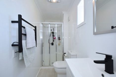 Photo of property in 11 Robertson Street, Richmond, Invercargill, 9810