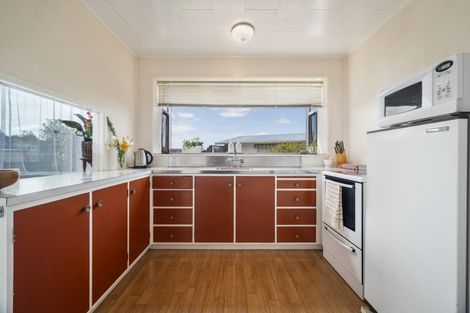 Photo of property in 10 Rameses Place, Pomare, Rotorua, 3015