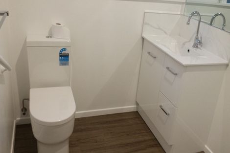 Photo of property in 2/168 Boundary Road, Blockhouse Bay, Auckland, 0600