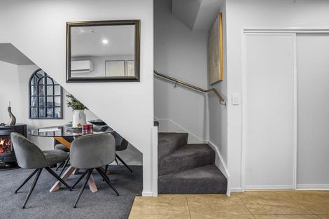 Photo of property in 2/37 Webb Street, St Albans, Christchurch, 8014