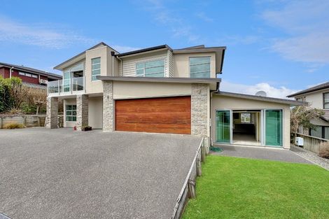 Photo of property in 74 Amesbury Drive, Churton Park, Wellington, 6037