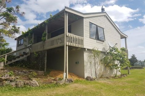 Photo of property in 71 Manganese Point Road, Tamaterau, Whangarei, 0174