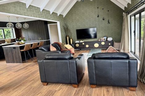 Photo of property in 5 Ngarara Road, Waikanae, 5036