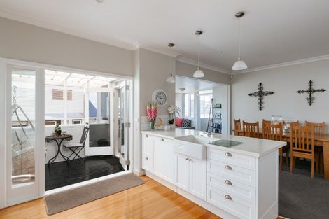 Photo of property in 31 Fourth Avenue, Tauranga, 3110