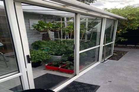 Photo of property in 2/57a Beachville Road, Redcliffs, Christchurch, 8081