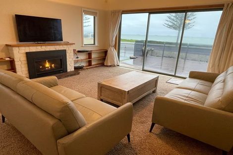 Photo of property in 82 The Esplanade, Westshore, Napier, 4110