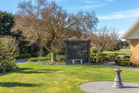 Photo of property in 973 Hoskyns Road, West Melton, Christchurch, 7671