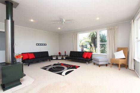 Photo of property in 31 Sunnyview Drive, Brown Owl, Upper Hutt, 5018