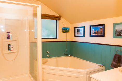 Photo of property in 649 Riverside Road, Matokitoki, Gisborne, 4071