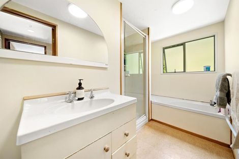 Photo of property in 5 Marina Drive, Frankton, Queenstown, 9300