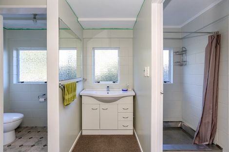 Photo of property in 30 Karaka Street, Merrilands, New Plymouth, 4312