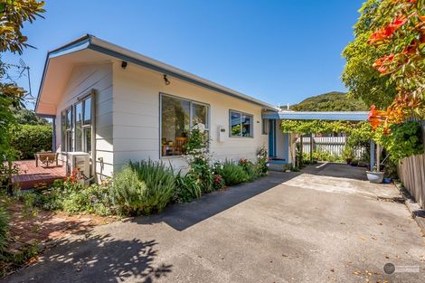 Photo of property in 2/2 Haig Street, Waterloo, Lower Hutt, 5011