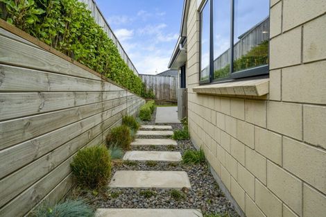 Photo of property in 3 Herring Place, Omokoroa, 3114