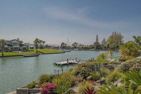 Photo of property in 30 Hei Esplanade, Whitianga, 3510