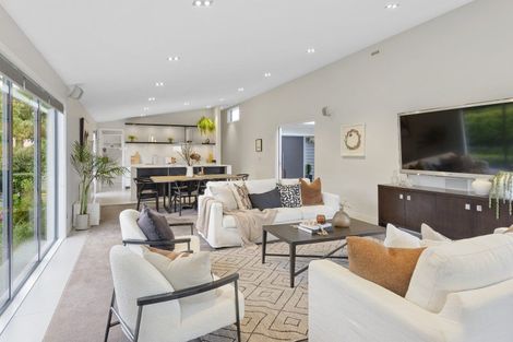 Photo of property in 1 Westall Lane, Avonhead, Christchurch, 8042