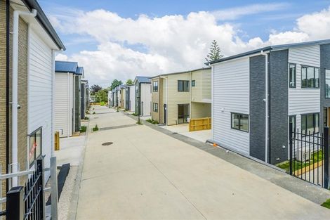 Photo of property in 11 Matukutureia Lane, Manurewa, Auckland, 2102