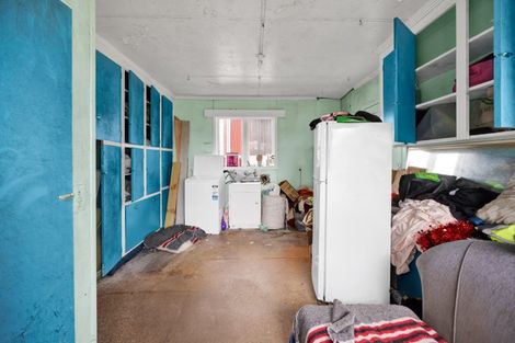 Photo of property in 24 Richmond Street, Fitzroy, New Plymouth, 4312