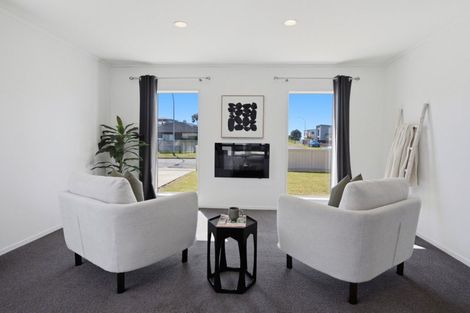 Photo of property in 50 Dickson Road, Papamoa Beach, Papamoa, 3118