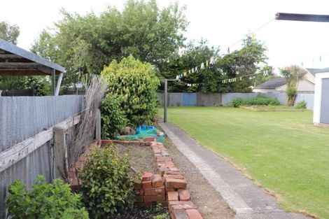 Photo of property in 74 Moa Street, Waikiwi, Invercargill, 9810