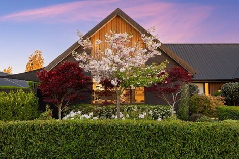 Photo of property in 10 Polish Settlers Place, Marshland, Christchurch, 8083