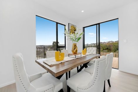 Photo of property in 12 Elevation Street, Flat Bush, Auckland, 2019