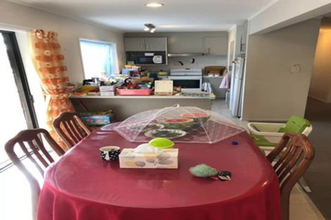 Photo of property in 2/92 Manuka Road, Glenfield, Auckland, 0629