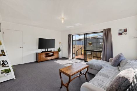 Photo of property in 8a Solomon Street, Brookfield, Tauranga, 3110