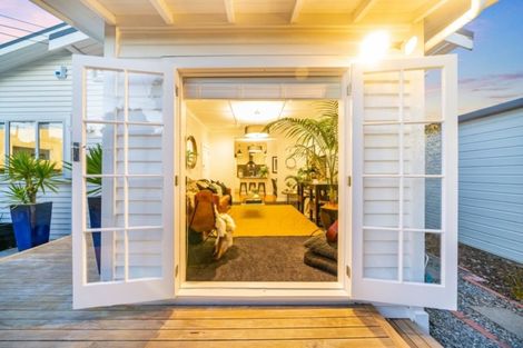 Photo of property in 17 Beaumont Avenue, Alicetown, Lower Hutt, 5010