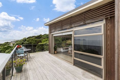 Photo of property in 24 The Parade, Paekakariki, 5034