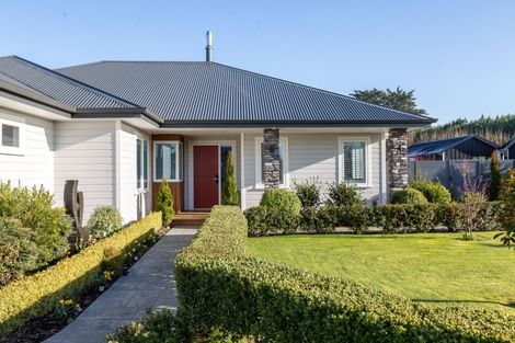 Photo of property in 31 Westwood Avenue, Greytown, 5712