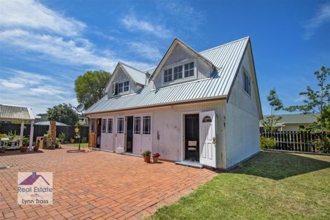 Photo of property in 8 Munro Place, Ngunguru, Whangarei, 0173