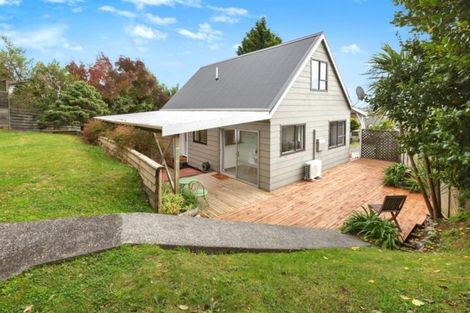 Photo of property in 9 Cleat Street, Whitby, Porirua, 5024