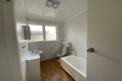 Photo of property in 21 Horoeka Street, Stokes Valley, Lower Hutt, 5019