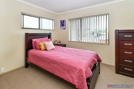 Photo of property in 12 Watervista Place, Mangere Bridge, Auckland, 2022