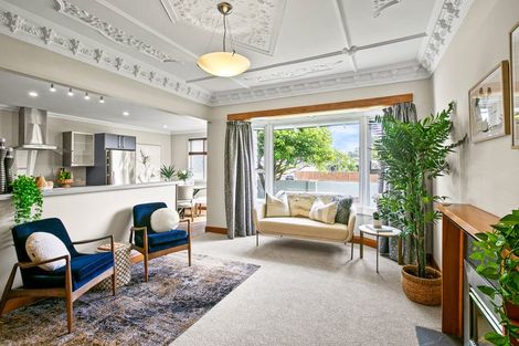 Photo of property in 2 Rawhiti Street, Vogeltown, New Plymouth, 4310