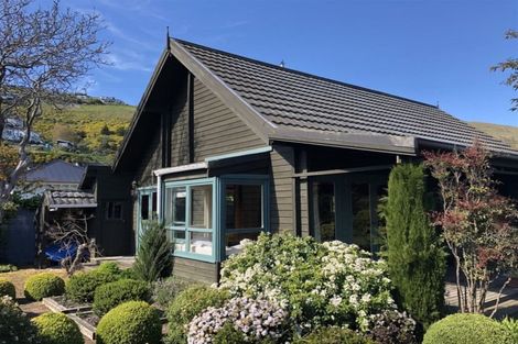 Photo of property in 71 Wiggins Street, Sumner, Christchurch, 8081