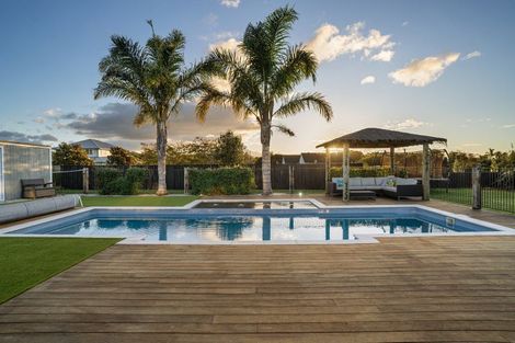 Photo of property in 35 Twin Oak Avenue, Papamoa Beach, Papamoa, 3118