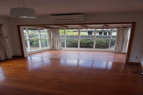 Photo of property in 215 Memorial Avenue, Burnside, Christchurch, 8053