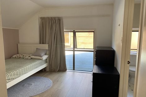 Photo of property in 38 Atkin Avenue, Mission Bay, Auckland, 1071