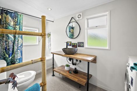 Photo of property in 1385 South Road, Kaitake, New Plymouth, 4374